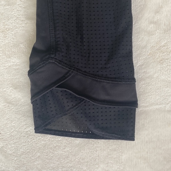 🦄 RARE 🦄  Lululemon Lab Repetition Crop - Picture 6 of 11